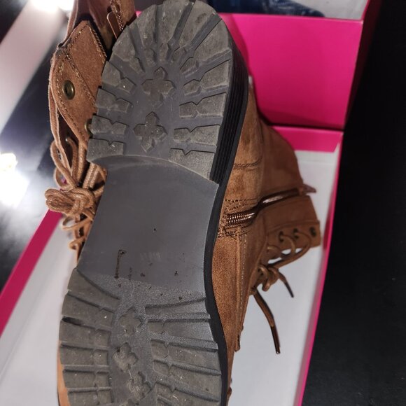 Comfy, Sport Vintage Booties - Picture 3 of 10